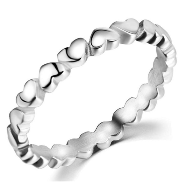 Silver hearts eternity ring band stainless steel - Picture 4 of 4